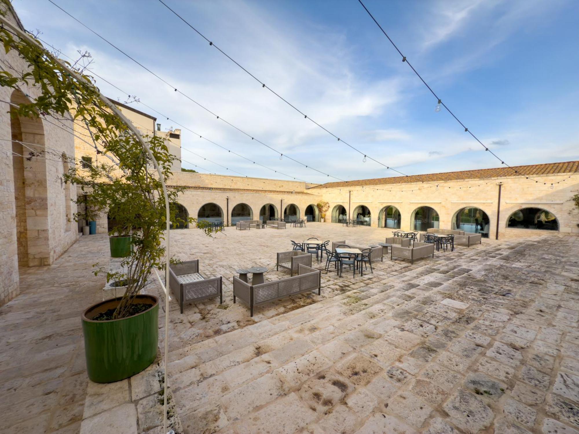 Relais Il Santissimo Hotell Turi Exteriör bild